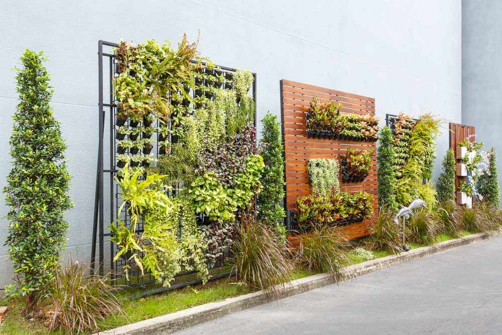 Vertikale Gärten im Urbanen Raum (depositphotos)